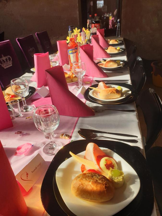 Korona Panzio Bed & Breakfast Blh nad Iplom Bagian luar foto