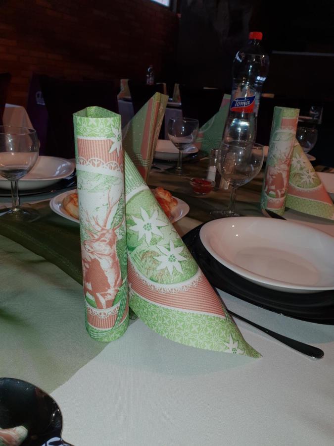 Korona Panzio Bed & Breakfast Blh nad Iplom Bagian luar foto
