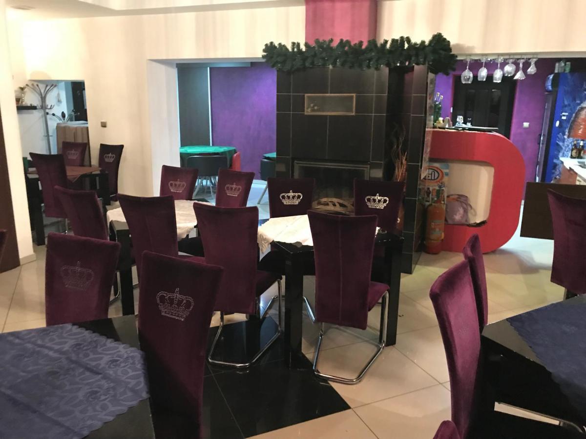 Korona Panzio Bed & Breakfast Blh nad Iplom Bagian luar foto